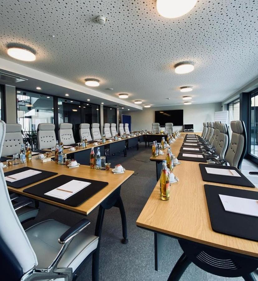 Intergroup Business & Design Hotel Ingolstadt Kosching エクステリア 写真