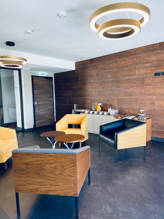 Intergroup Business & Design Hotel Ingolstadt Kosching エクステリア 写真