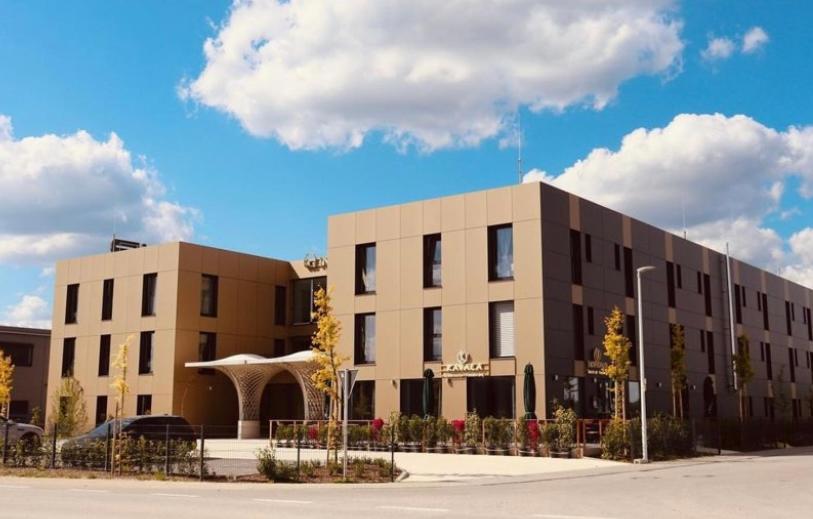 Intergroup Business & Design Hotel Ingolstadt Kosching エクステリア 写真