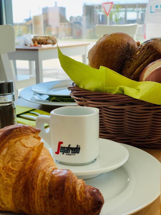Intergroup Business & Design Hotel Ingolstadt Kosching エクステリア 写真