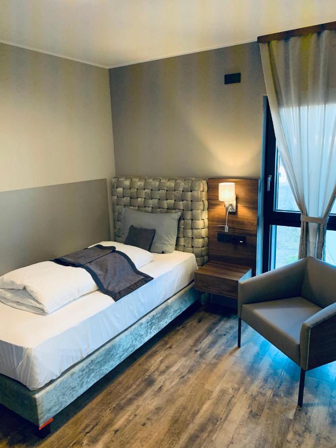 Intergroup Business & Design Hotel Ingolstadt Kosching エクステリア 写真