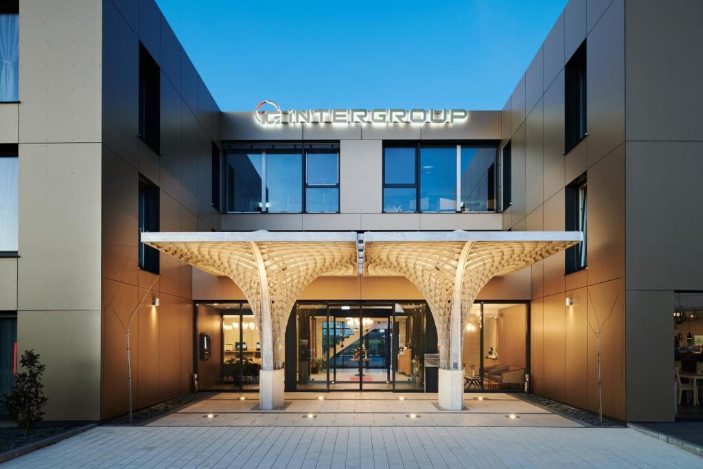 Intergroup Business & Design Hotel Ingolstadt Kosching エクステリア 写真